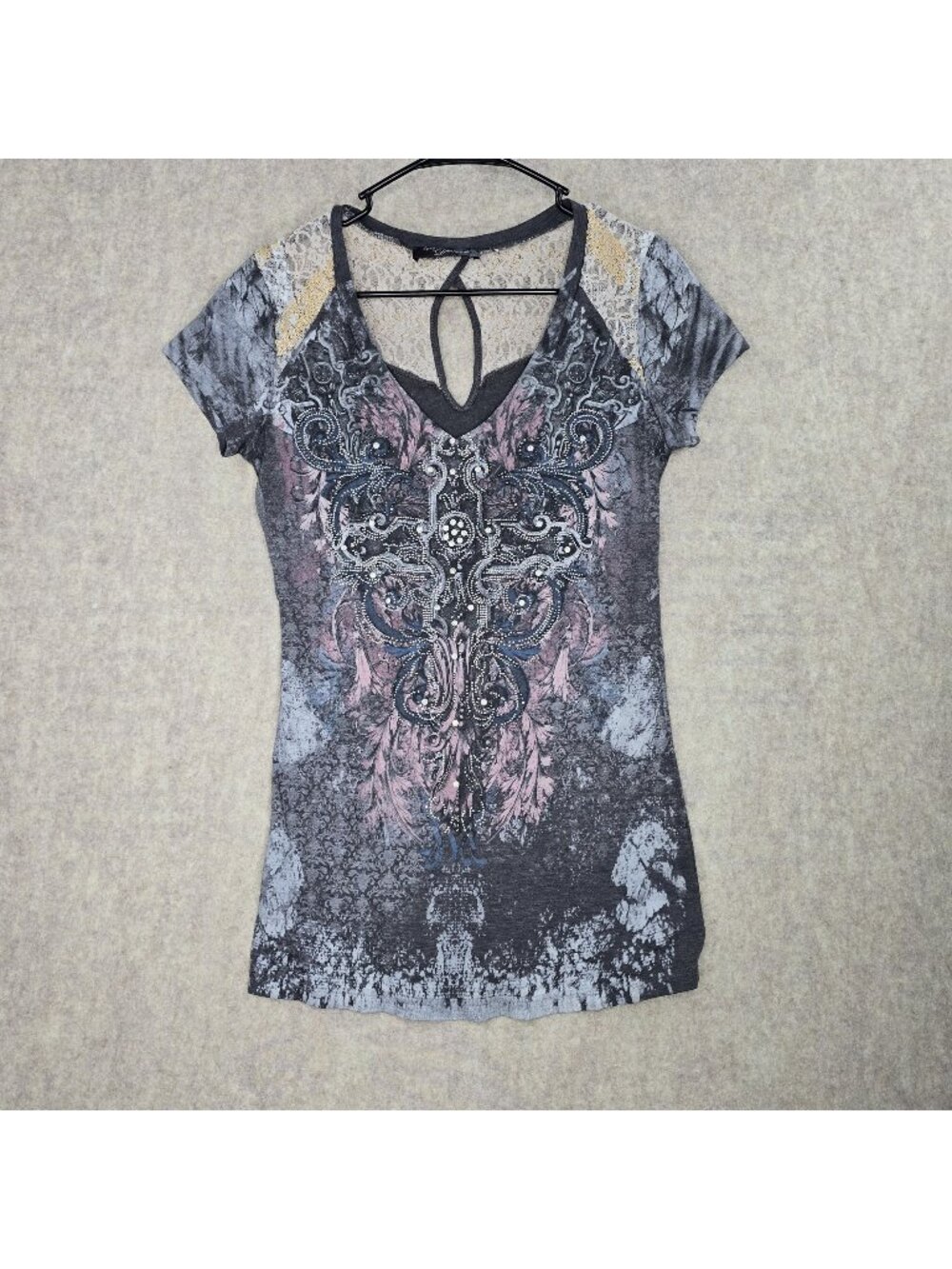 Distressed Women’s Graphic Lace Accent Cross Print Top M Cotton/Polyester